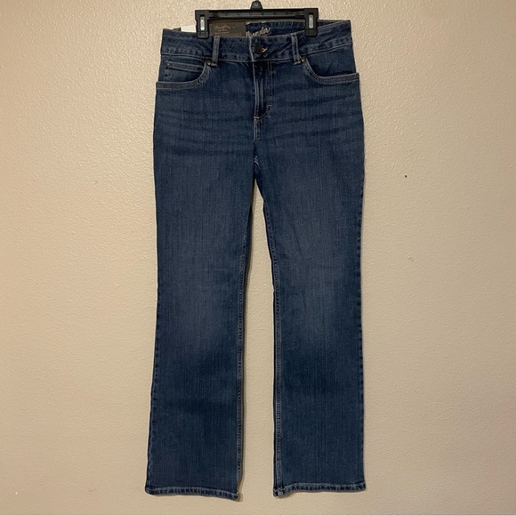 NWT Wrangler Dark Wash Retro Mae Boot Cut Jeans 7 x 32 - Picture 1 of 10